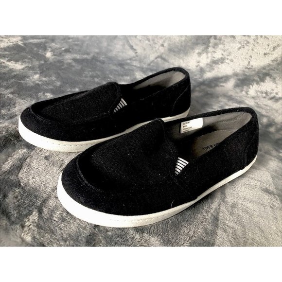 Aloha Island Shoes Woman’s Black Size 8  Casual Canvas Sneeker - Picture 2 of 9